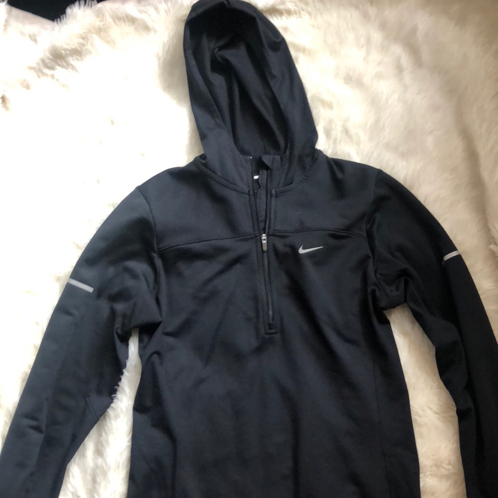 Nike dry fit long sleeve jacket